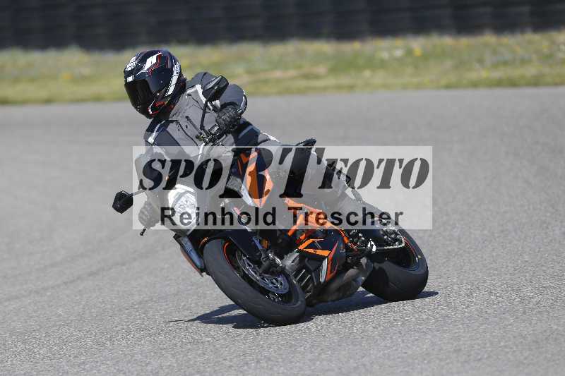 /01 02.04.2026 MAZ ADR/Gruppe rot/unklar